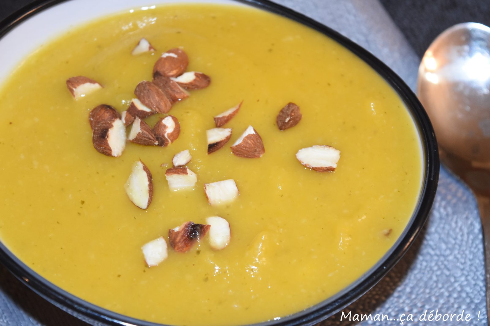 Velouté céleri-rave et courge melonette