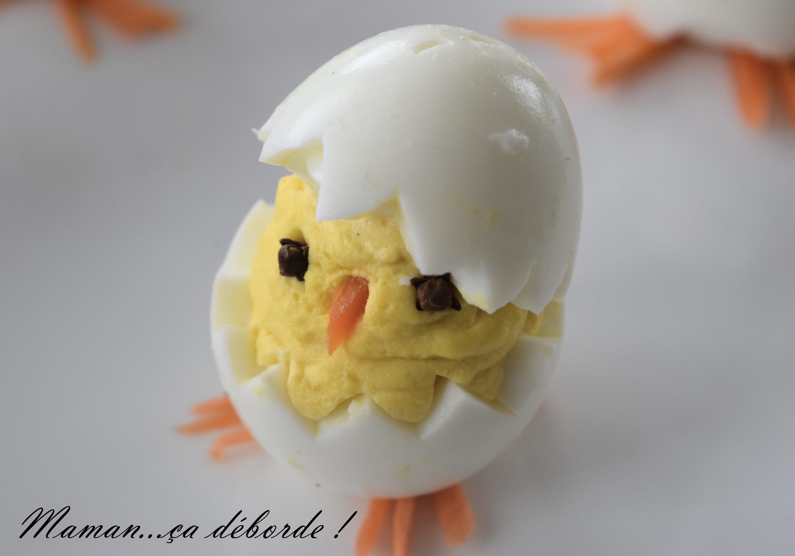 Oeuf mimosa poussin
